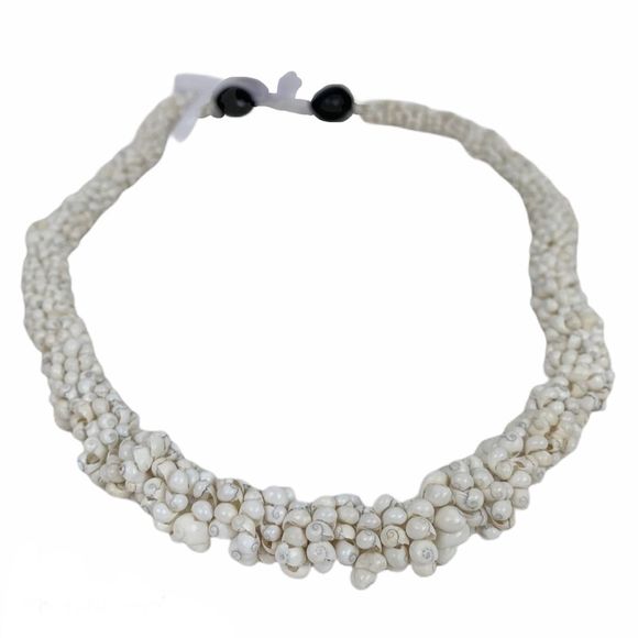 Shell Necklace - Picture 1 of 4